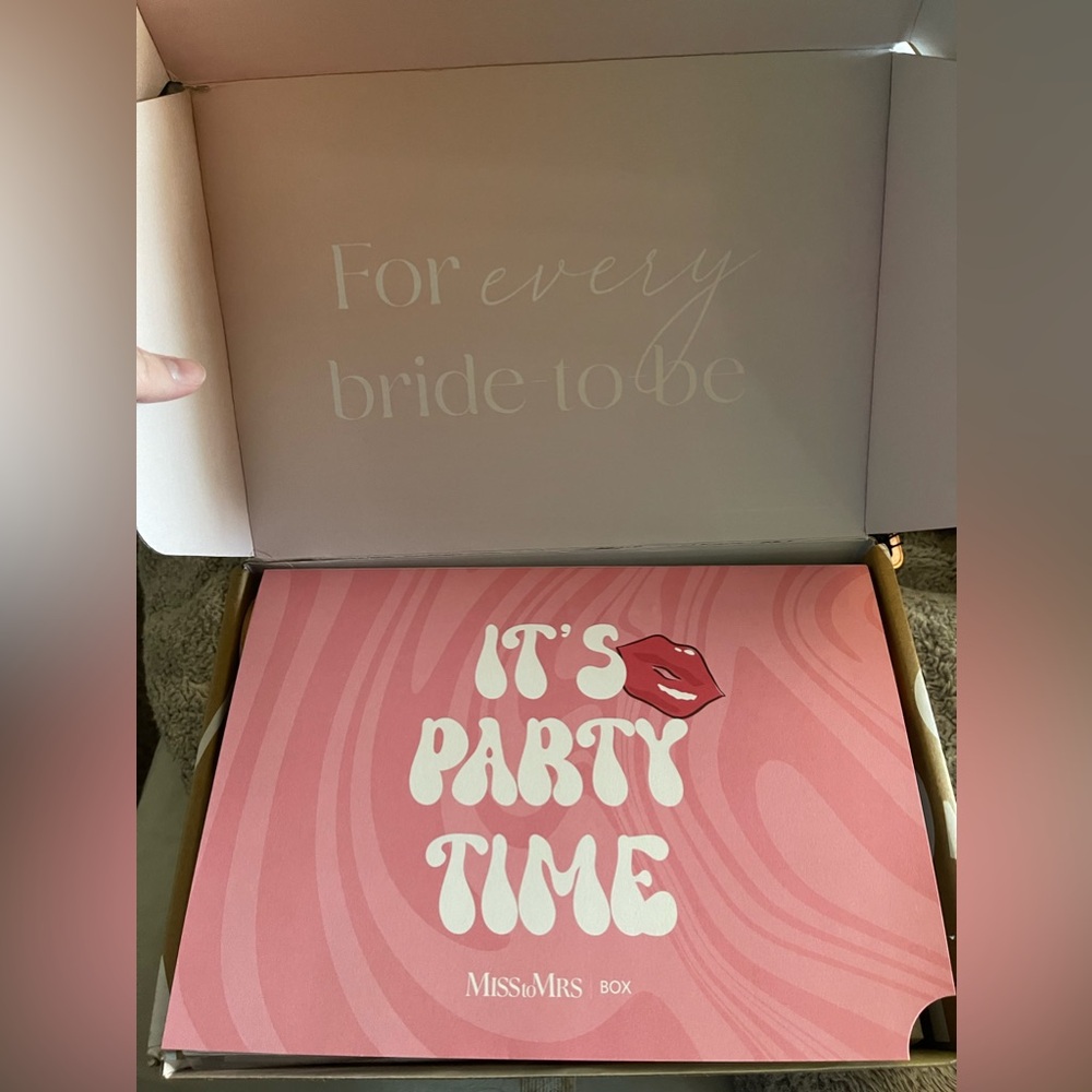 Bachelorette Themed Miss to Mrs Box